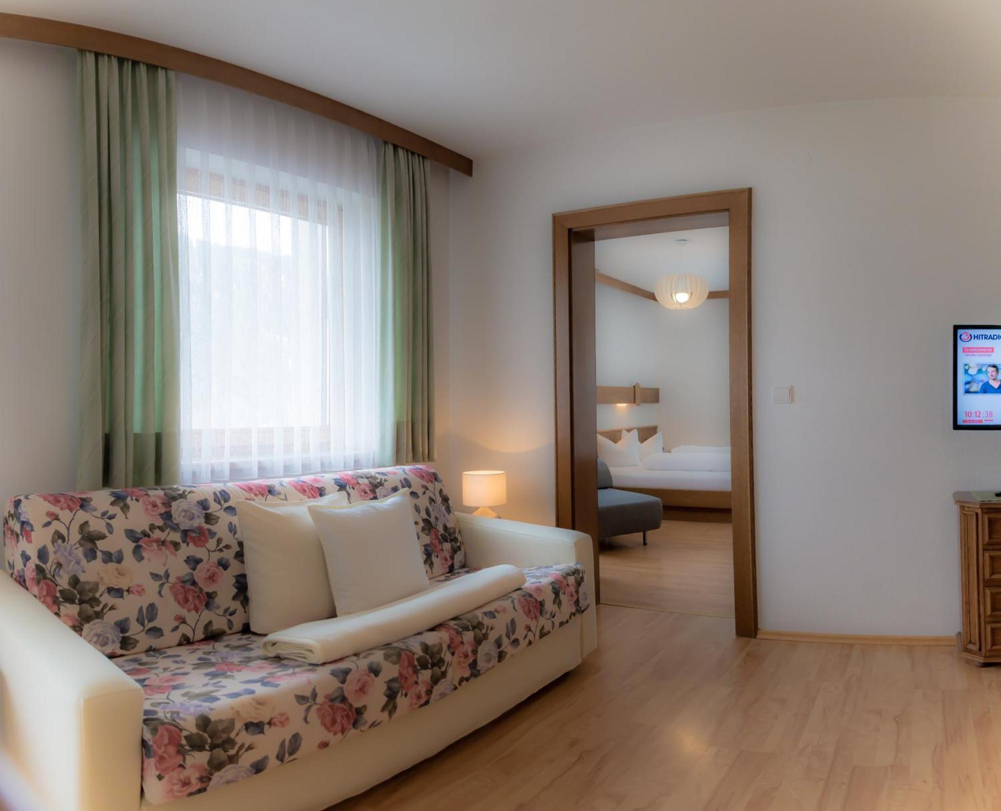 Das Alpenblick & Outdoor Lodge Nauders Luaran gambar
